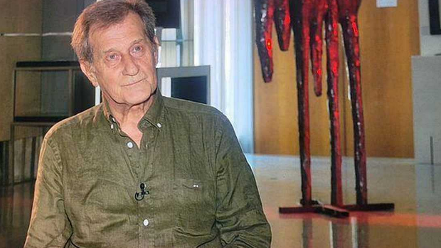 Вавилон: Јовица Аћин
