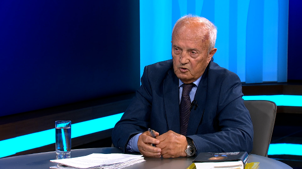 За столом са Апостолом: Гост генерал Јован Милановић