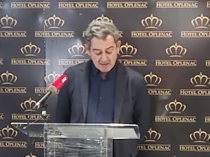 Владимир Милисављевић: Зашто се Платон стално враћао медицини?