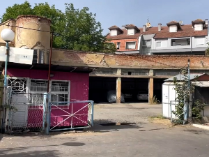 Нови притисак на Србе у Звечану – власницима гаража наложено исељавање, "Трепча југ" дала рок од десет дана