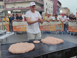 Нови рекорд на Роштиљијади у Лесковцу