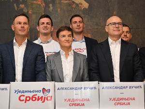 Коалиција око СНС-а предала РИК-у листу кандидата за посланике