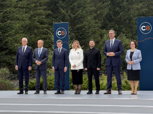 Вучић:  Време је да снажније развијамо везе са Карпатским регионом и Пољском