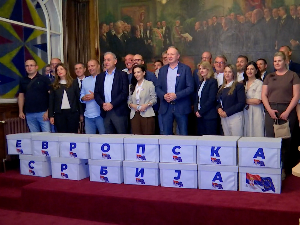Коалиција "Европска Србија - Мариника Тепић - Здравко Понош“ предала потписе РИК-у