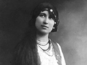 Гина Рањичић - прва ромска песникиња из Србије