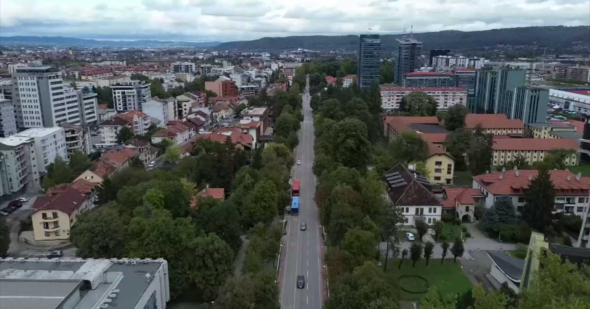 Трка за власт у БиХ – неизвестан изборни дан после мирне кампање, изазов и нови начин гласања