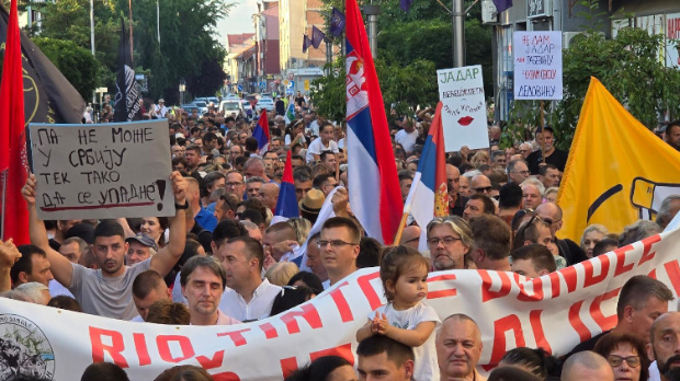 U Loznici Održan Protest Protiv Iskopavanja Litijuma I Kompanije Rio ...