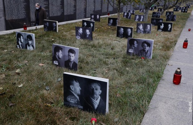 Меморијални врт у Бутову посвећен стаљинистичким жртвама