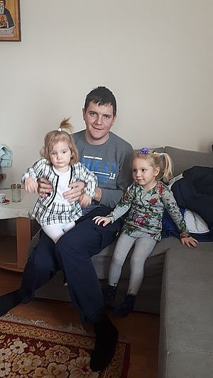 Милија Јелић са ћеркама