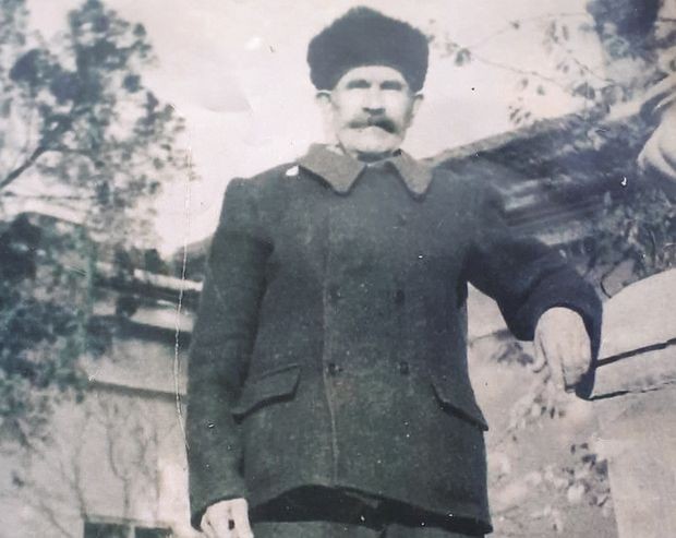 Драгутин Матић, у свом родном селу