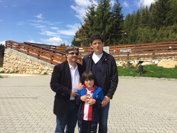 Милан са сином и Миодрагом Белодедићем
