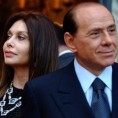 Берлусконијева супруга жели развод