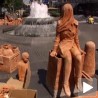 Скулптуре од теракоте у центру Београда