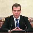 Медведев: Успоравање руске економије