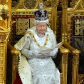 Краљица Елизабета у парламенту