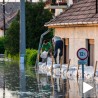 Поплаве, критично на северу Мађарске