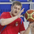 Успешан старт кошаркаша