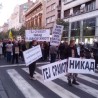 Двери: Протест упркос забрани окупљања