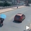 Сила која вуче удесно!