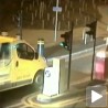 Једна невоља никада не долази сама!
