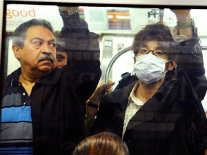 Стотине врста бактерија у метроу