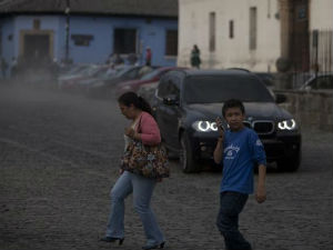 Ерупција вулкана у Гватемали, евакуисани грађани