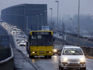 Ланчани судар на Панчевачком мосту, повређено двоје