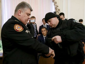 Украјина, хапшења на седници владе