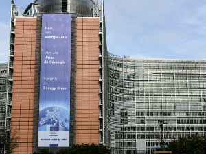 ЕУ укључује Србију у формирање Енергетске уније