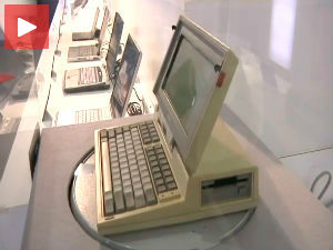 Лаптоп напунио 30 година