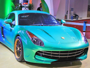 Кинези укрстили „ферари“ и „порше“