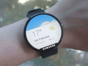 „Самсунг“ у септембру представља округли паметни сат