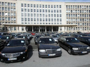 Влада продала на аукцији 363 од понуђених 510 возила 