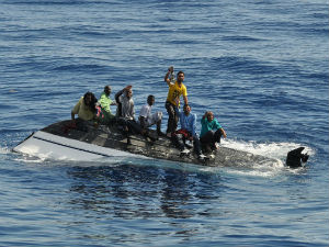 Пронађена тела 17 миграната код обала Либије