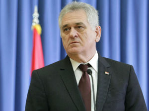 Мркић: Николић неће ићи у Сребреницу