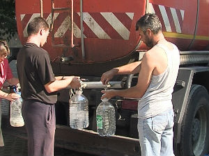 Без воде на плус четрдесет       