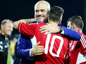 Еди Рама прогласио мобилизацију за утакмицу Албанија–Србија