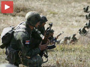 Српска војска између Истока и Запада