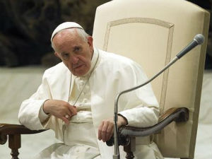 Папа позвао европске католике да отворе врата избеглицама