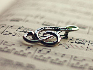 Ноћни програм - Иза виолинског кључа