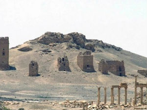 Џихадисти разнели Тријумфалну капију у Палмири