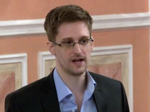 Сноуден нуди добровољну предају САД