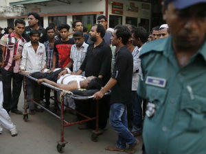 Бомбашки напад у Бангладешу, 80 рањених