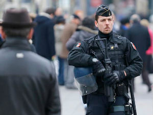 Француска не зна шта са телима нападача из Париза