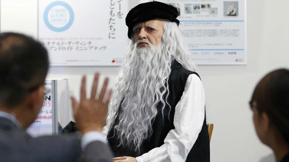 Робот Леонардо да Винчи одушевио публику у Токију