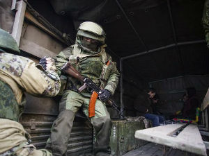 Нове тензије на истоку Украјине, погинуо војник