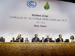 Усвојен споразум о клими у Паризу