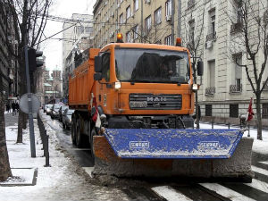 Београд спреман за први снег