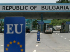 Строжа контрола преусмерила мигранте на Бугарску?