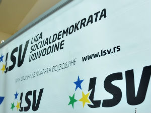 ЛСВ: СПС покушао да спречи предају листе Покрајинској изборној комисији